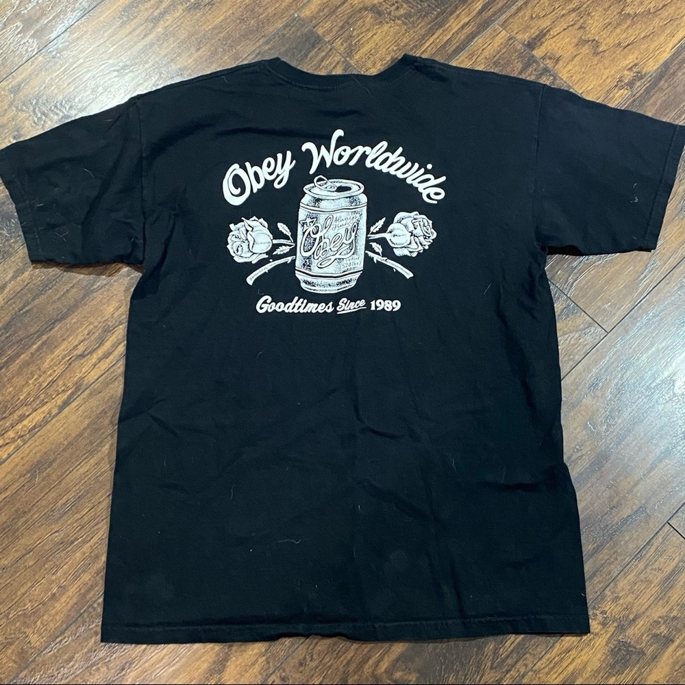 OBEY Worldwide T-Shirt Size Large